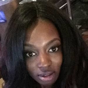 Meet your Posher, Aisha